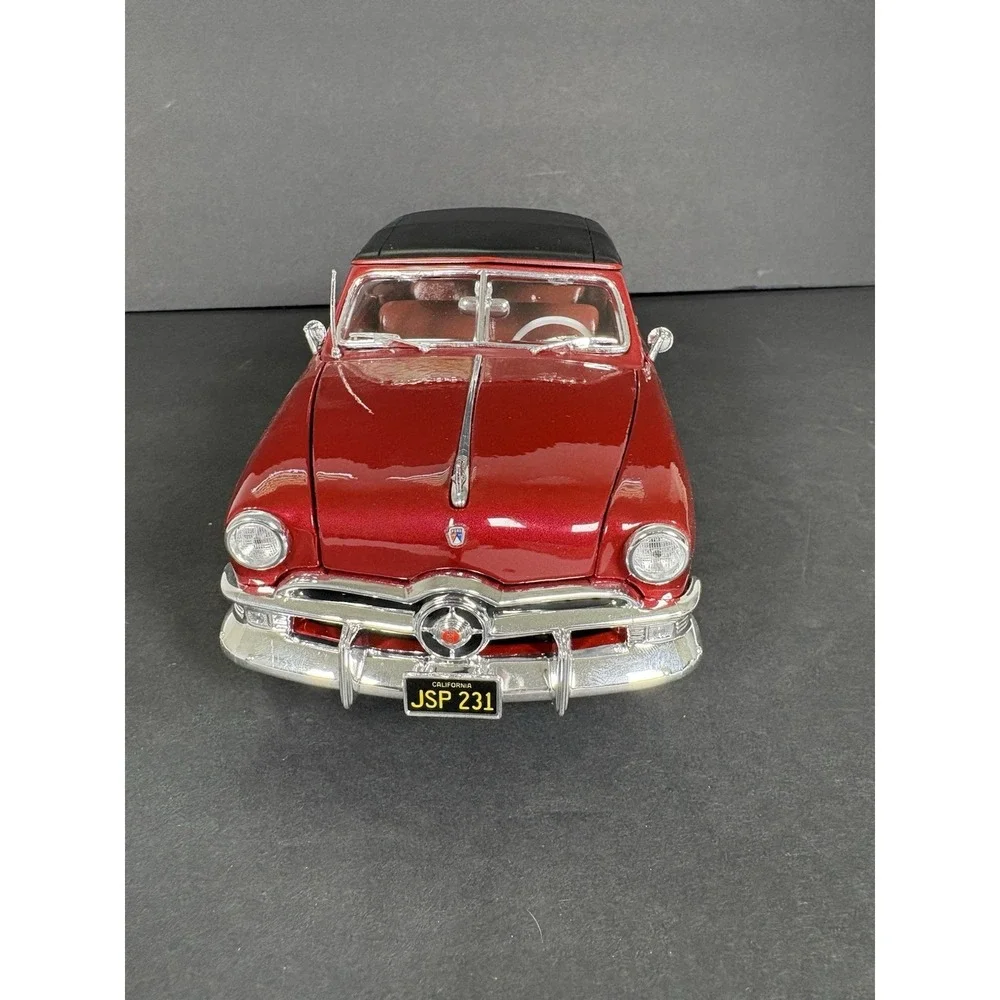 Maisto 1950 Ford Coupe 1:18 Diecast Red Black NO BOX